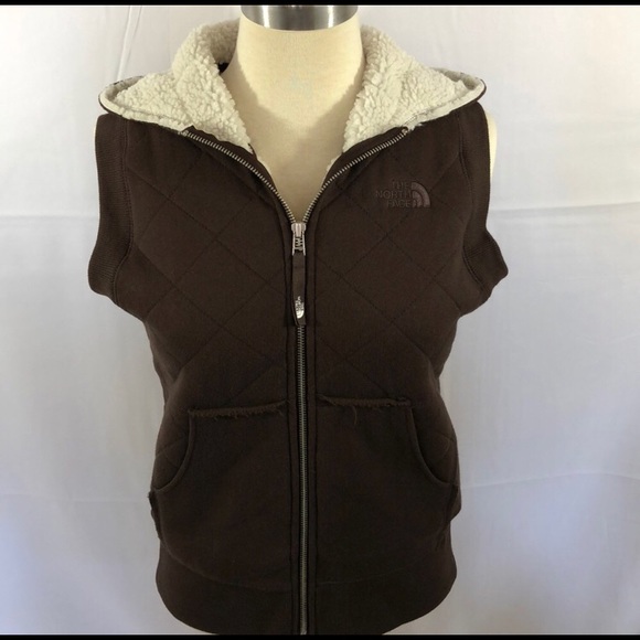 The north face poly sherpa lined vest - Picture 4 of 8